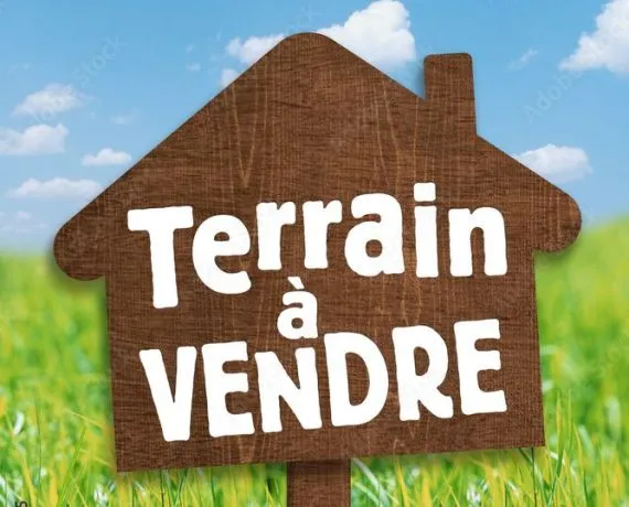 Terrain à bâtir de 400 m² à SAINT-LAURENT-DE-COGNAC (16)