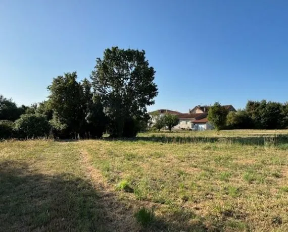 Terrain à bâtir de 725 m² à ROYAN (17)