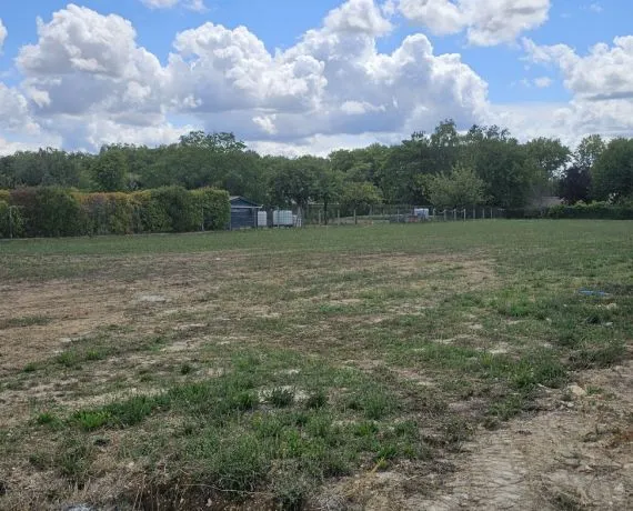 Terrain à bâtir de 394 m² à VARS (16)