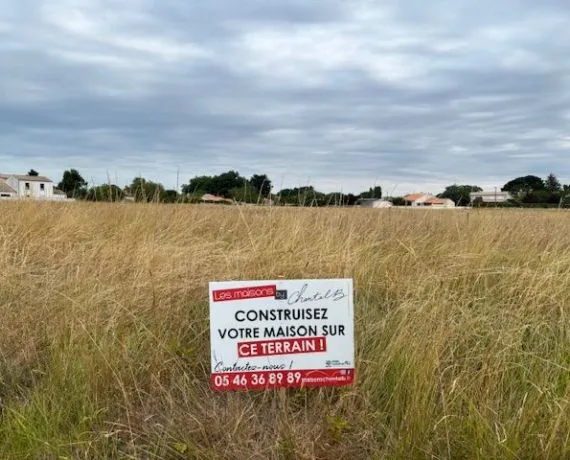 Terrain à bâtir de 332 m² à SAINT-PALAIS-SUR-MER (17)