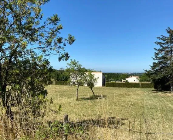 Terrain à bâtir de 986 m² à BRIE (16)