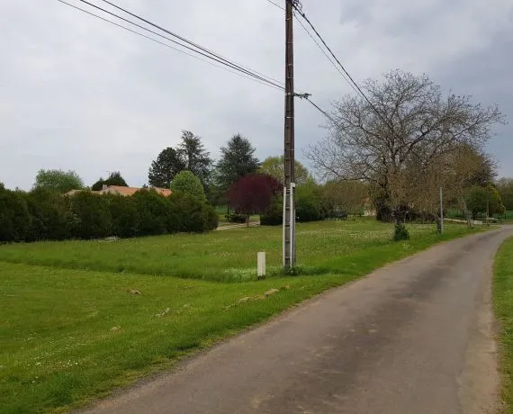 Terrain à bâtir de 1620 m² à SAINT-GERMAIN-DE-MONTBRON (16)
