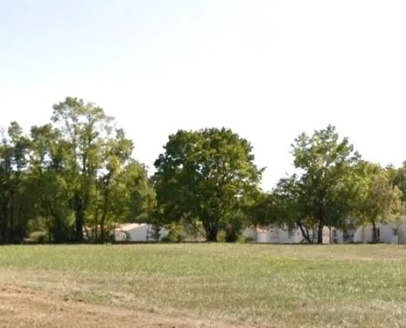 Terrain à bâtir de 739 m² à BUSSAC-SUR-CHARENTE (17)