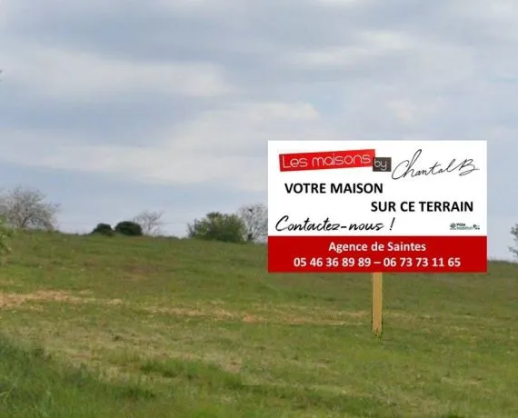 Terrain à bâtir de 595 m² à CHANIERS (17)