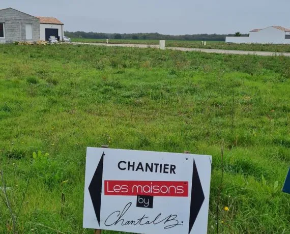 Terrain à bâtir de 189 m² à BOUHET (17)