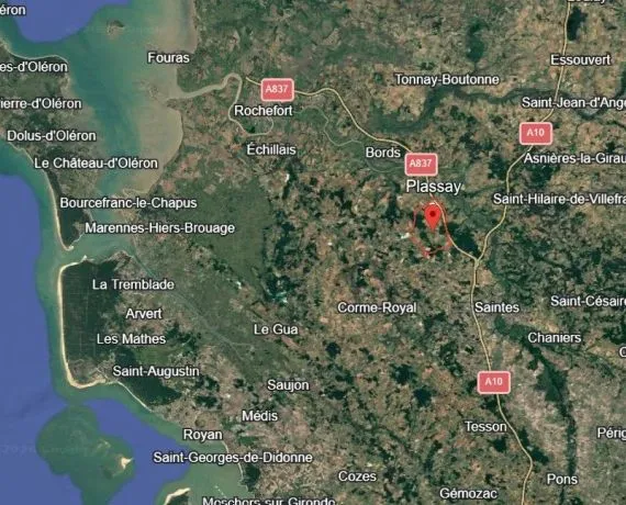 Terrain à bâtir de 1300 m² à PLASSAY (17)