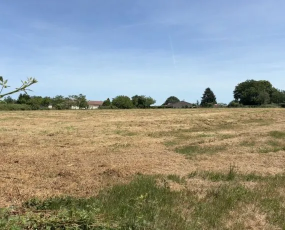 Terrain à bâtir de 1100 m² à PANAZOL (87)