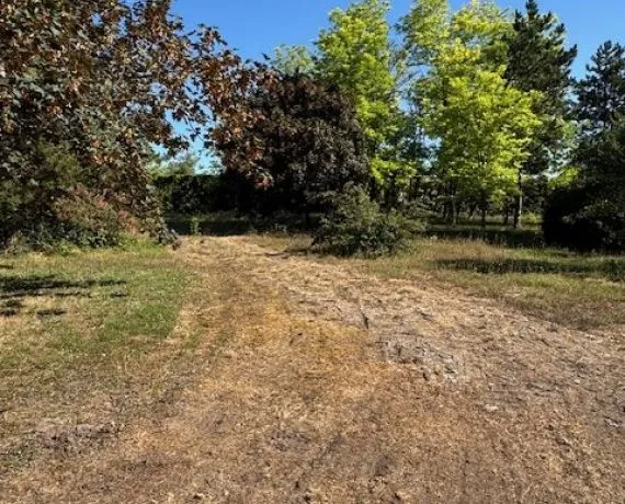 Terrain à bâtir de 1197 m² à SAINTES (17)