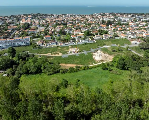 Terrain à bâtir de 481 m² à VAUX-SUR-MER (17)